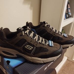 Skechers Vigor 2.0 Wide Men's Walking Shoe
